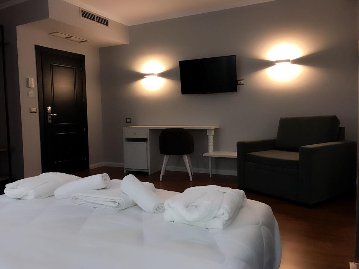 Ruby Palace Vlore Ngoại thất bức ảnh